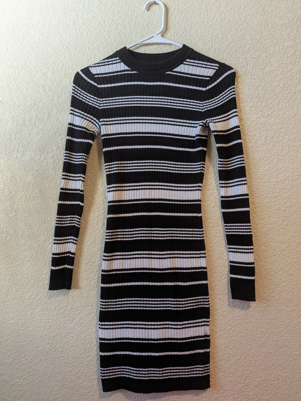 Ribbed Knit Black & White Striped Long-Sleeve Dress